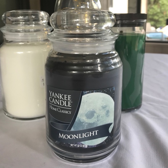 Yankee Candle Moonlight Large 22-Oz. Jar, New